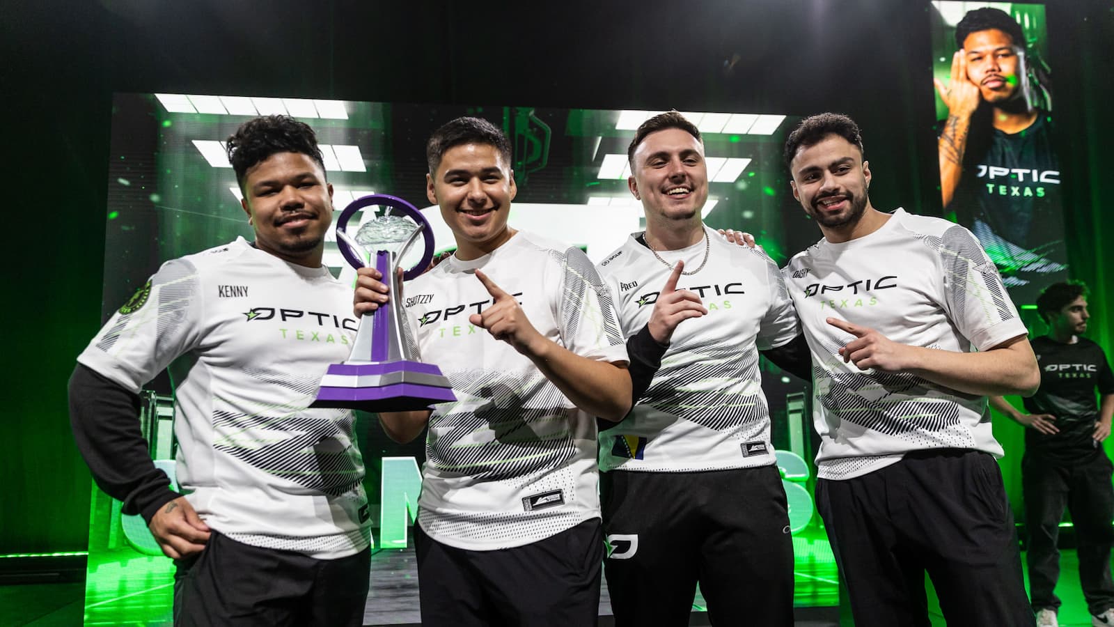OpTic Gaming, за повідомленнями, замінює Кенні на ще одного колишнього чемпіона світу