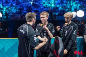 Фінансові звіти засвідчили: у Astralis справи йдуть погано! Переклад статті Річарда Льюїса