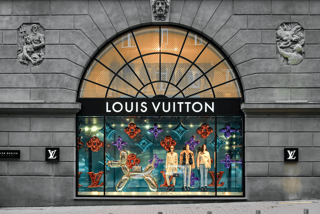 Сектор моди знову під прицілом: Louis Vuitton підтверджує витік даних