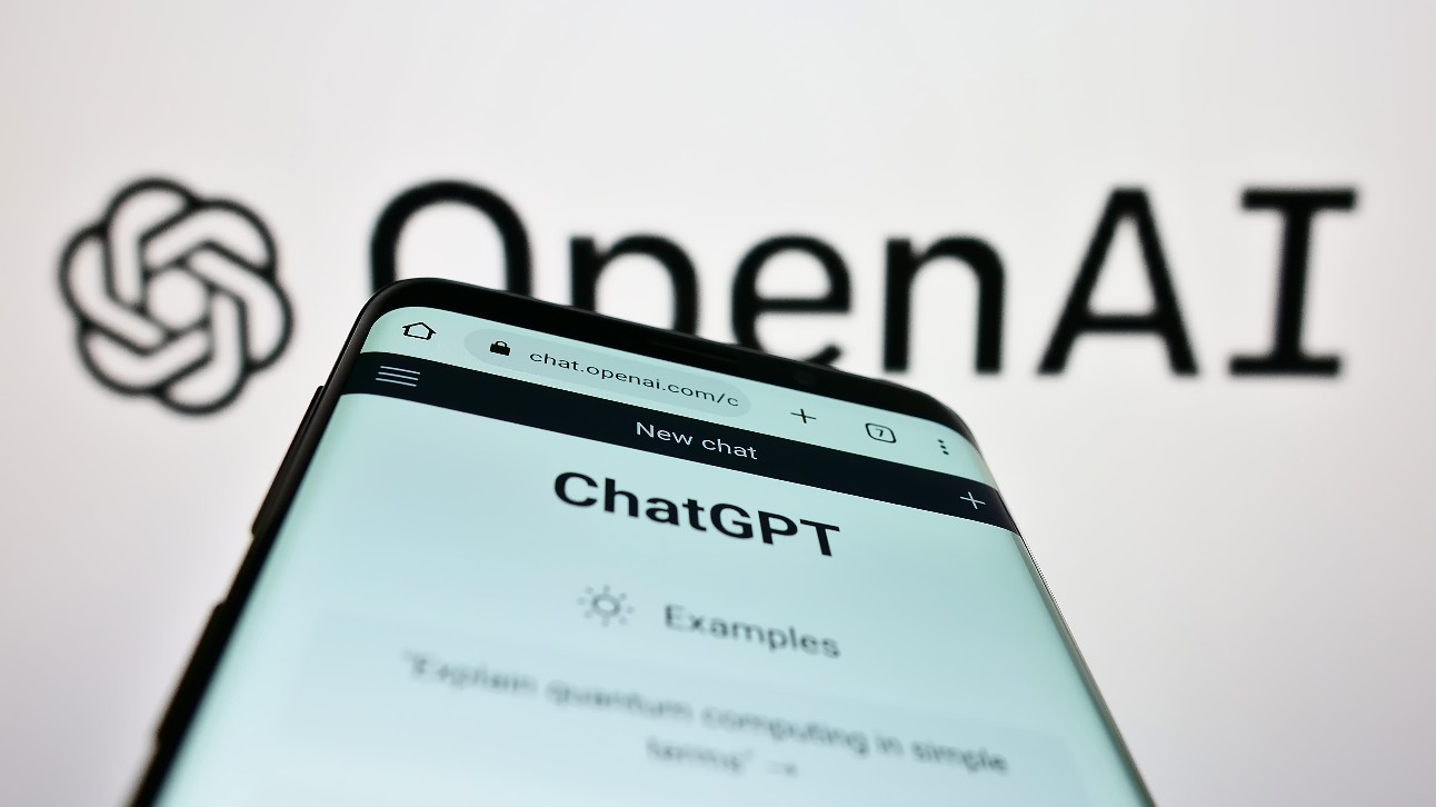 ChatGPT зберігає лідерство, тоді як конкуренти Gemini і Grok набирають обертів