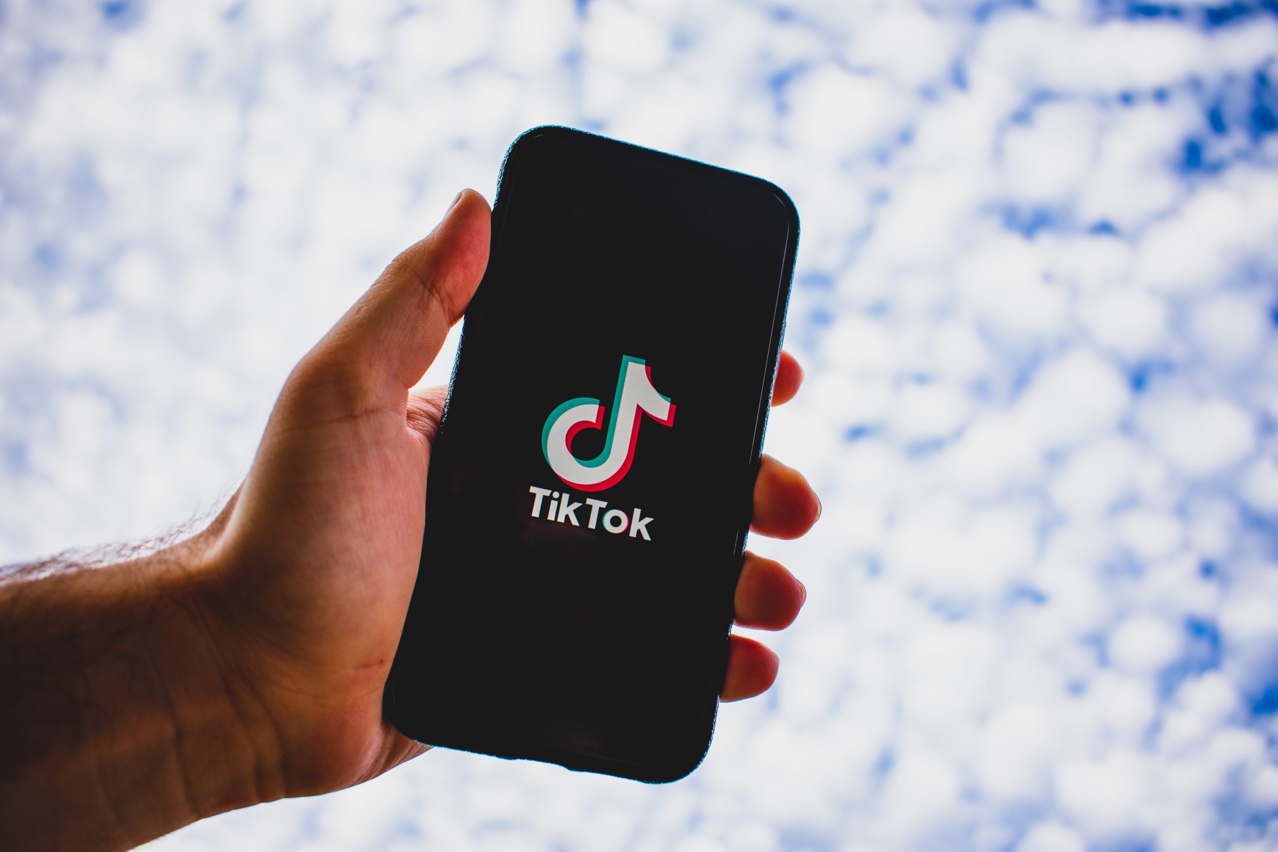 Магазин TikTok зіткнувся зі сплеском криптофішингових шахрайств