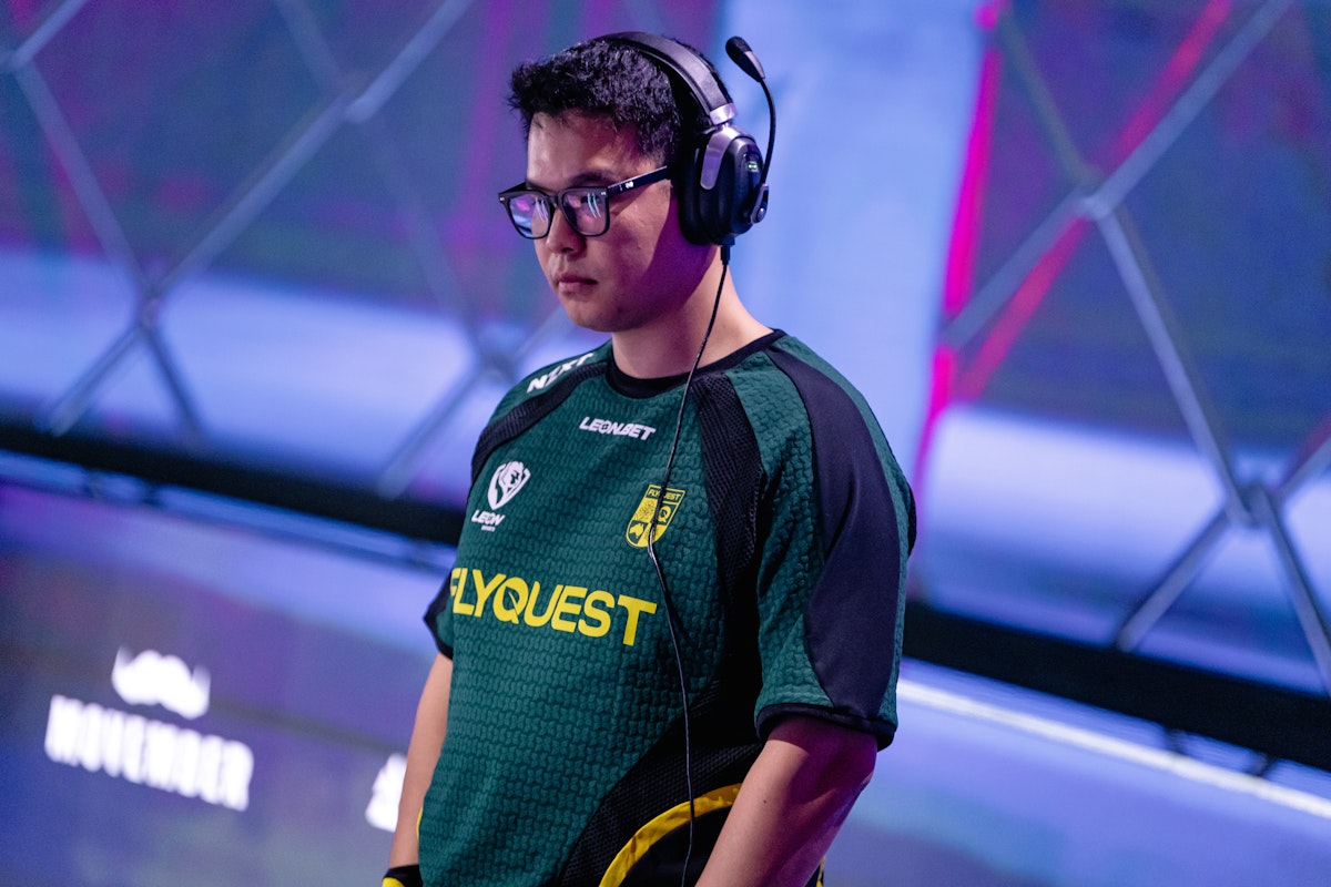 AZR з FlyQuest дав інтерв’ю, в якому обговорив зміни позицій в команді