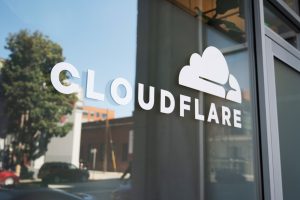 Неправильно налаштована база даних спричинила глобальний збій Cloudflare
