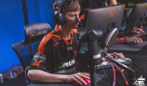 Jackasmo дав інтерв’ю після проходження Fnatic в другу стадію StarLadder Budapest Major