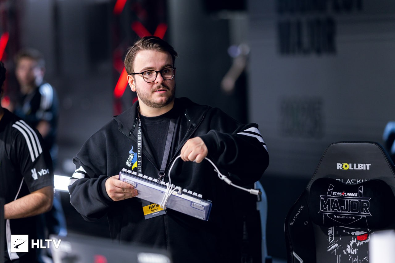 Valve оприлюднила листопадове оновлення рейтингу VRS: шість команд з українцями потрапили до списку учасників BLAST Bounty 2026