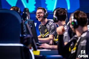 apEX прокоментував поразку Vitality на BLAST Bounty