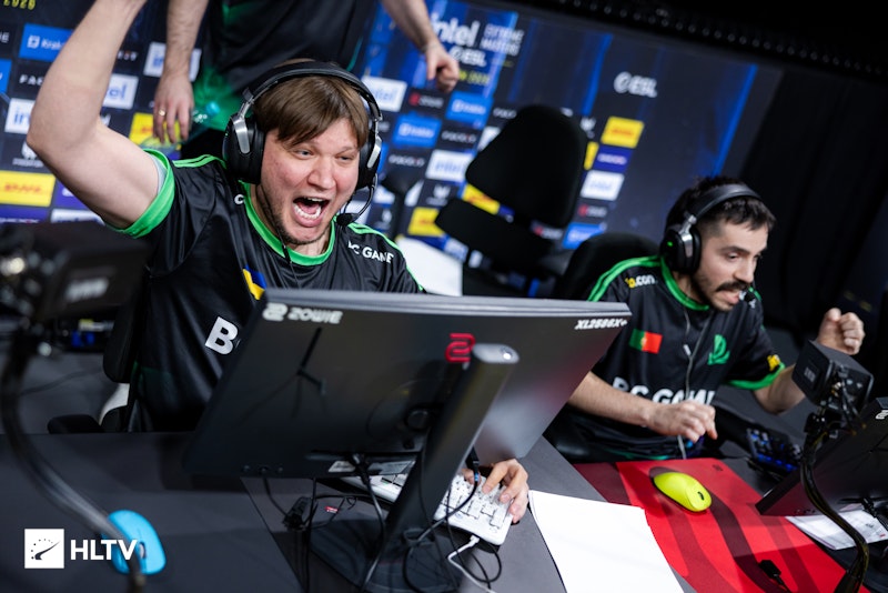 NAVI самі посадили s1mple на лаву запасних: заява тренера NAVI Junior